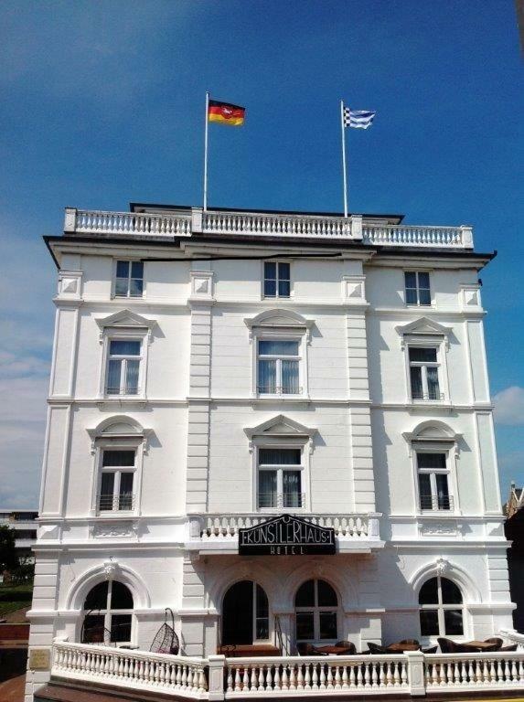 Hotel Kuenstlerhaus Нордерней Экстерьер фото